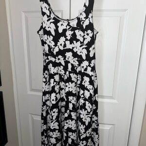 Alfani Monochrome Abstract Print Top